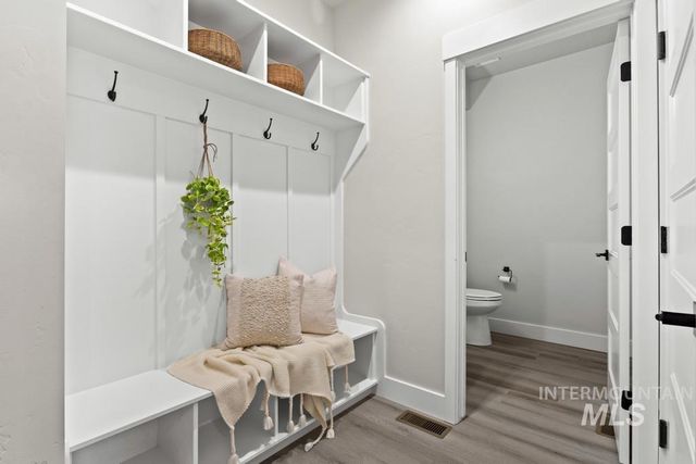18280 N Tulip Ave, Nampa, ID 83687