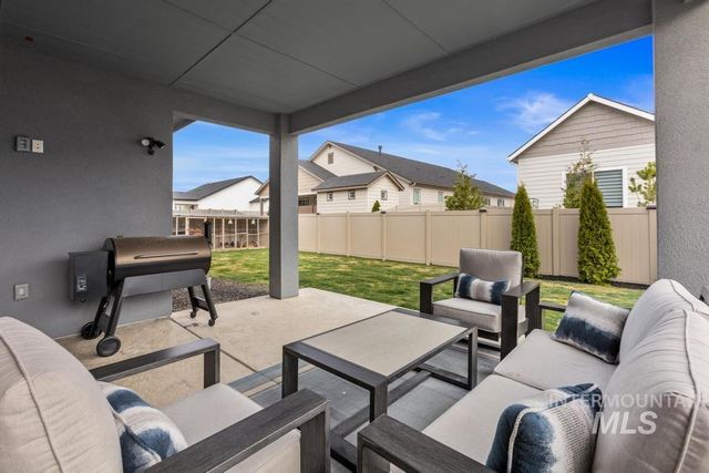 18280 N Tulip Ave, Nampa, ID 83687