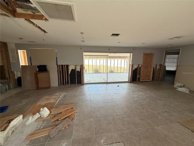 318 SKYLARK LANE NW, Port Charlotte, FL 33952