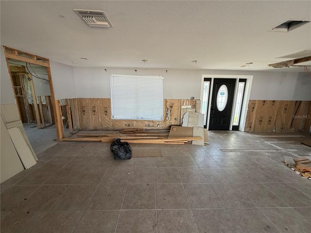 318 SKYLARK LANE NW, Port Charlotte, FL 33952