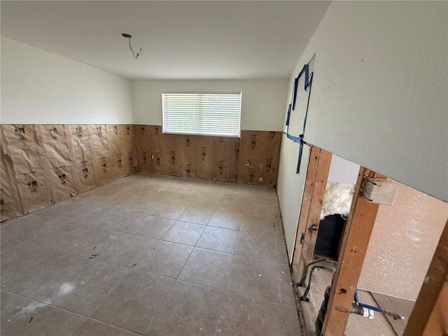 318 SKYLARK LANE NW, Port Charlotte, FL 33952