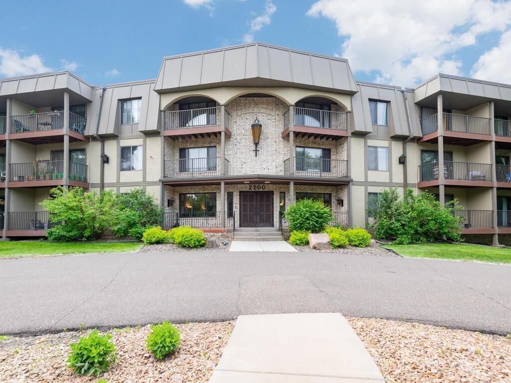 2200 Nevada Avenue S 206, Saint Louis Park, MN 55426