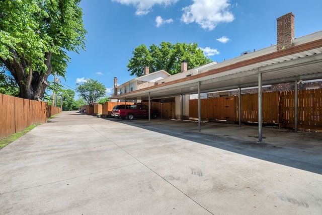 520 Pecan Acres Ct, Arlington, TX 76013