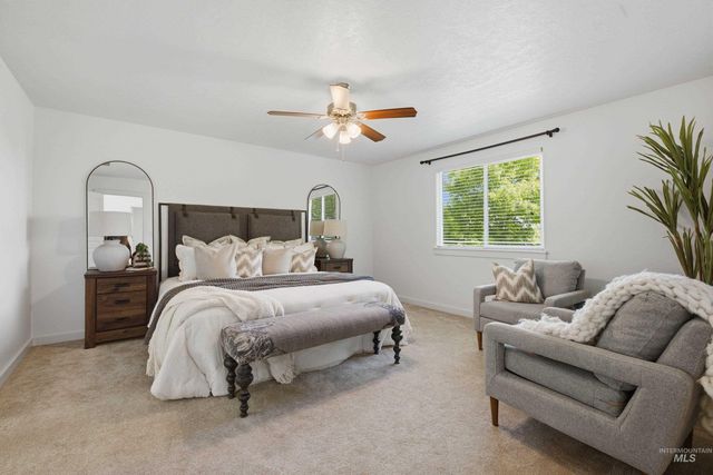 6506 S Warwickshire Ave, Boise, ID 83709
