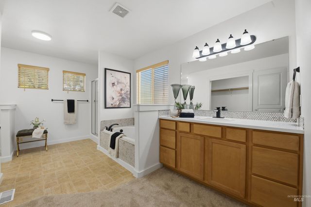 6506 S Warwickshire Ave, Boise, ID 83709