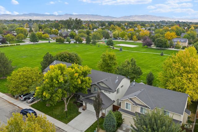 6506 S Warwickshire Ave, Boise, ID 83709