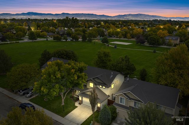 6506 S Warwickshire Ave, Boise, ID 83709