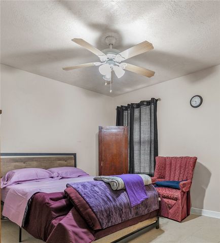 1009 West 17th Street, Bryan, TX 77803