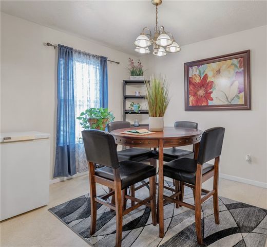 1009 West 17th Street, Bryan, TX 77803