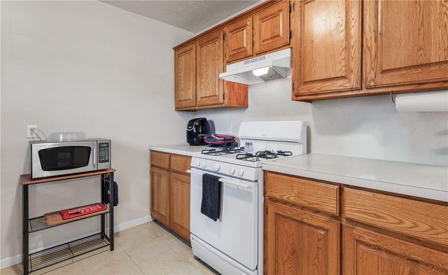 1009 West 17th Street, Bryan, TX 77803