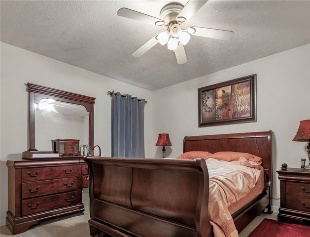 1009 West 17th Street, Bryan, TX 77803