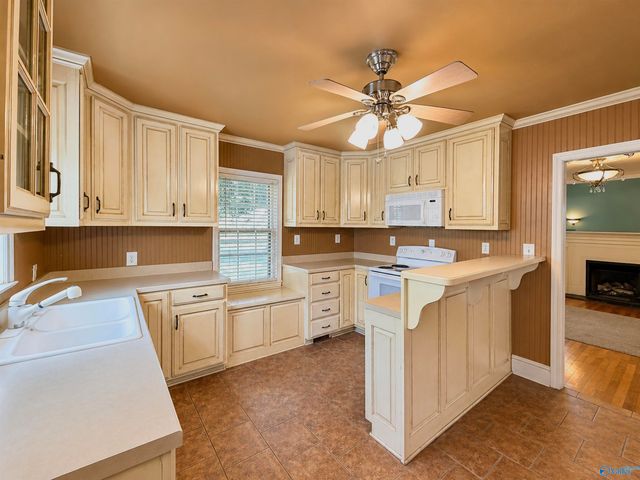1110 7th Avenue, Decatur, AL 35601