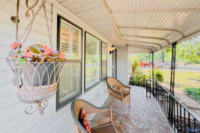 1110 7th Avenue, Decatur, AL 35601