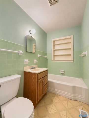 1110 7th Avenue, Decatur, AL 35601
