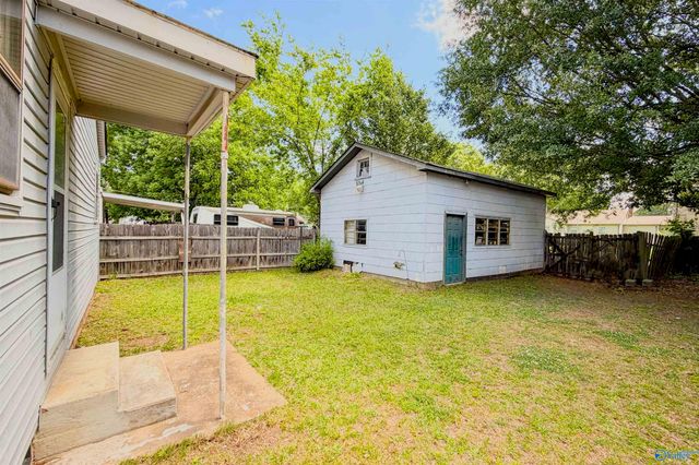 1110 7th Avenue, Decatur, AL 35601