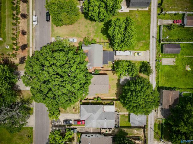 1110 7th Avenue, Decatur, AL 35601