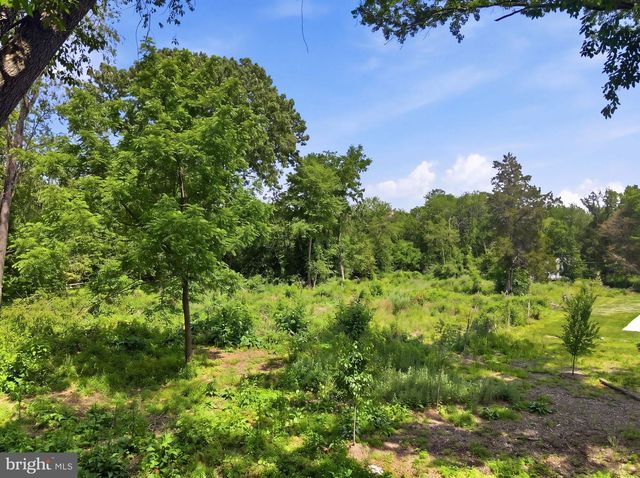 5516 SUMMIT ST, Centreville, VA 20120