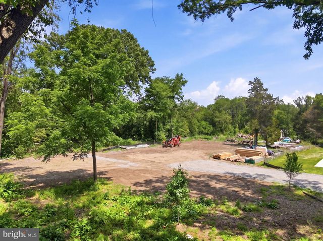 5516 SUMMIT ST, Centreville, VA 20120