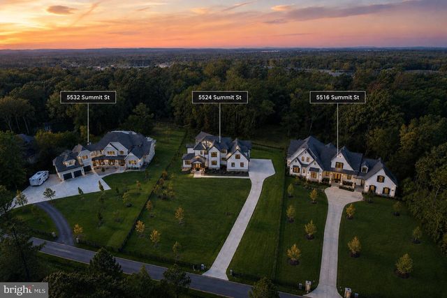 5516 SUMMIT ST, Centreville, VA 20120