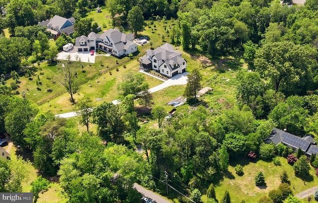 5516 SUMMIT ST, Centreville, VA 20120