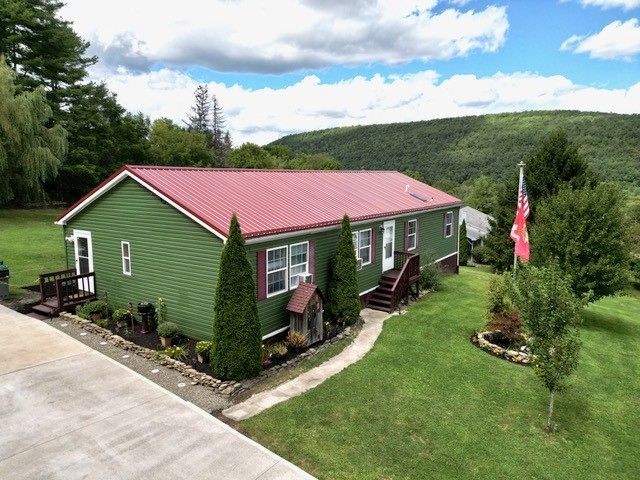 24 Prospect Street, Addison, NY 14801