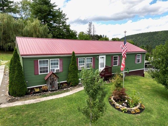 24 Prospect Street, Addison, NY 14801