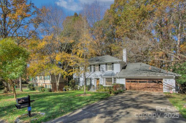 1360 Betsy Drive, Charlotte, NC 28211