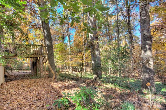 1360 Betsy Drive, Charlotte, NC 28211