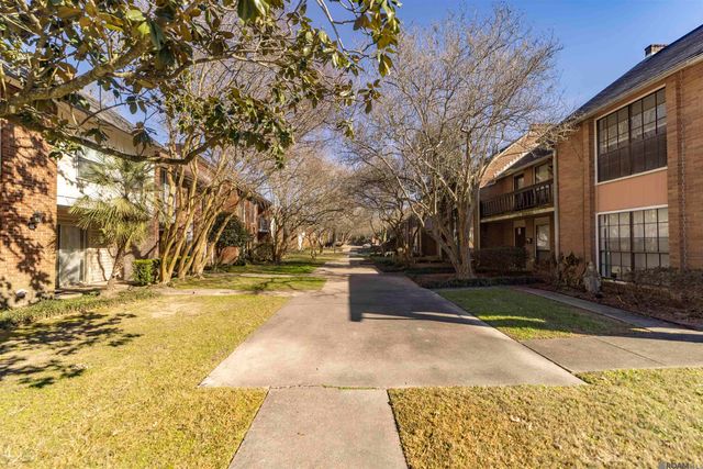 5648 Riverstone Dr, Baton Rouge, LA 70820