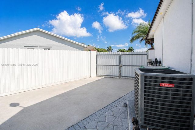 26234 SW 133rd Pl, Homestead, FL 33032