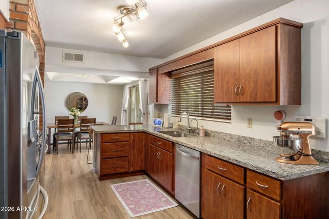 517 W Coral Gables Drive, Phoenix, AZ 85023