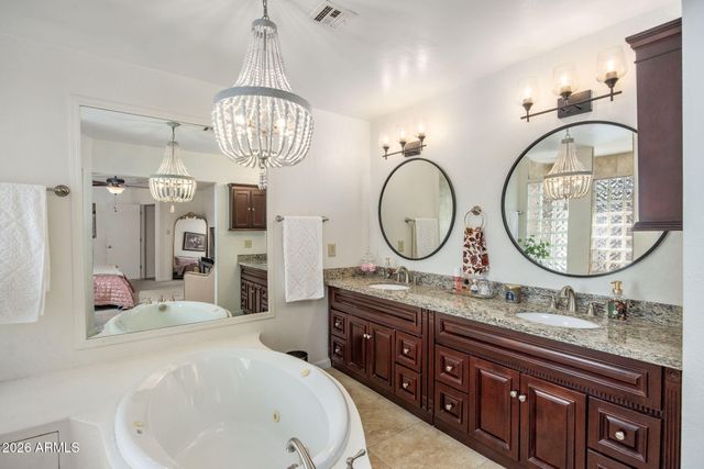 517 W Coral Gables Drive, Phoenix, AZ 85023