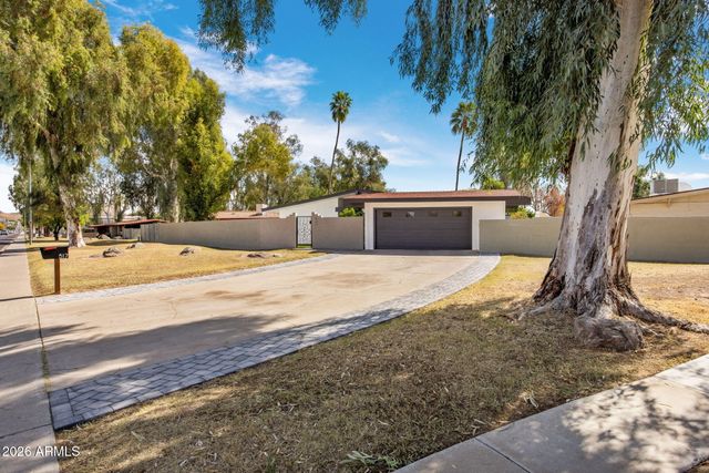 517 W Coral Gables Drive, Phoenix, AZ 85023