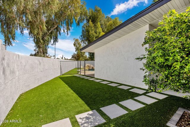 517 W Coral Gables Drive, Phoenix, AZ 85023