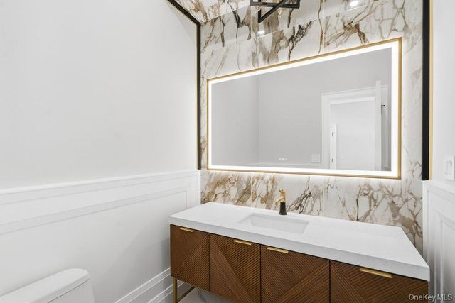 259-03 81st Avenue, Glen Oaks, NY 11004