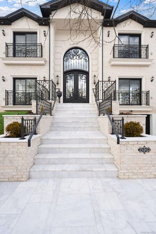 259-03 81st Avenue, Glen Oaks, NY 11004