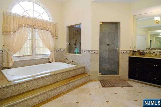 417 N Woodland Street, Englewood, NJ 07631