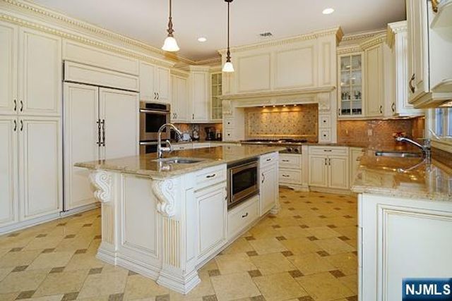 417 N Woodland Street, Englewood, NJ 07631