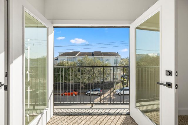 6326 Del Rio Street, Houston, TX 77021