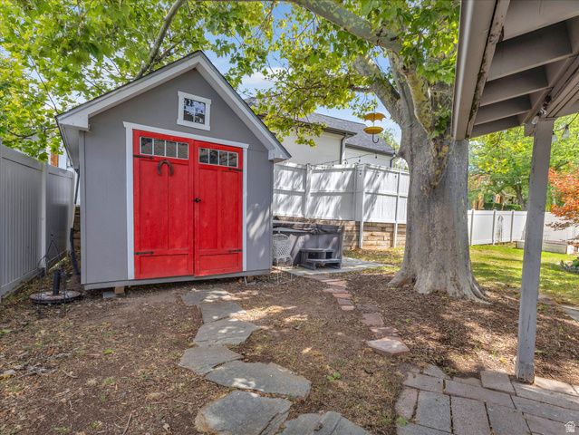1795 E GUNDERSON LN, Salt Lake City, UT 84124