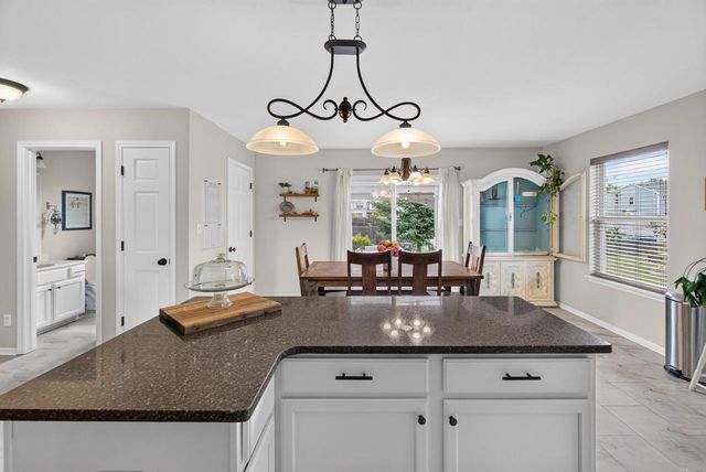 545 Big Bend WAY, Hartford, WI 53027