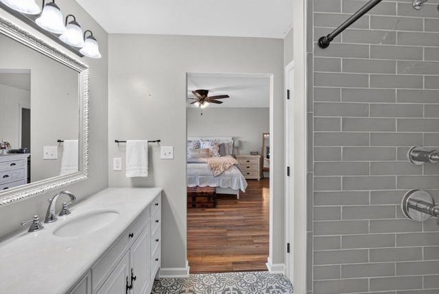 545 Big Bend WAY, Hartford, WI 53027