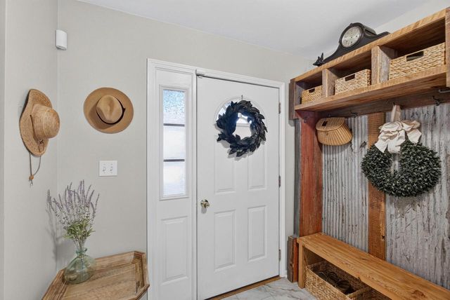 545 Big Bend WAY, Hartford, WI 53027