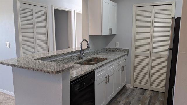 6190 WESTGATE DRIVE 303, Orlando, FL 32835