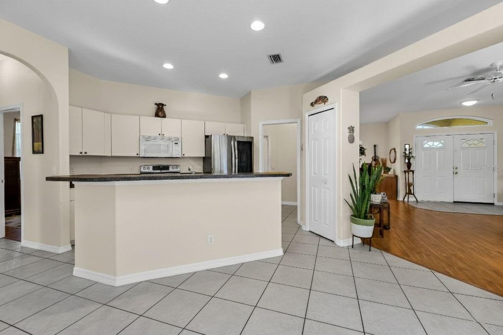 Image 17 of property listing at 2788 ZANDER TERRACE, North Port, FL 34286