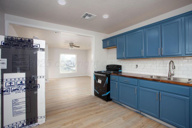 1720 S HIGHLAND Street, Amarillo, TX 79103