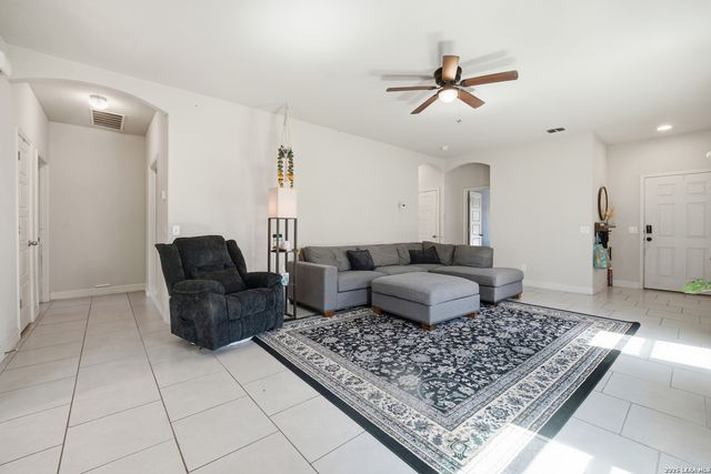 855 Lambshead Draw, San Antonio, TX 78245