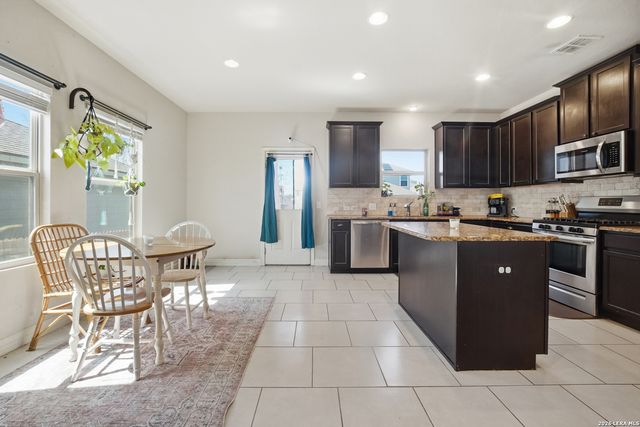 855 Lambshead Draw, San Antonio, TX 78245