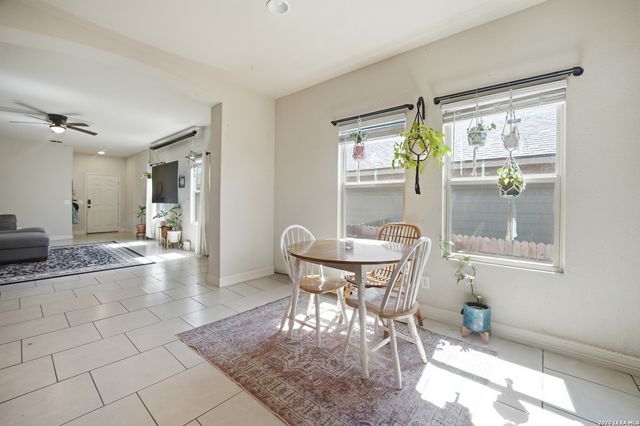 855 Lambshead Draw, San Antonio, TX 78245