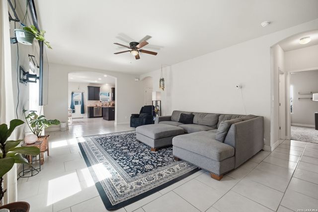 855 Lambshead Draw, San Antonio, TX 78245